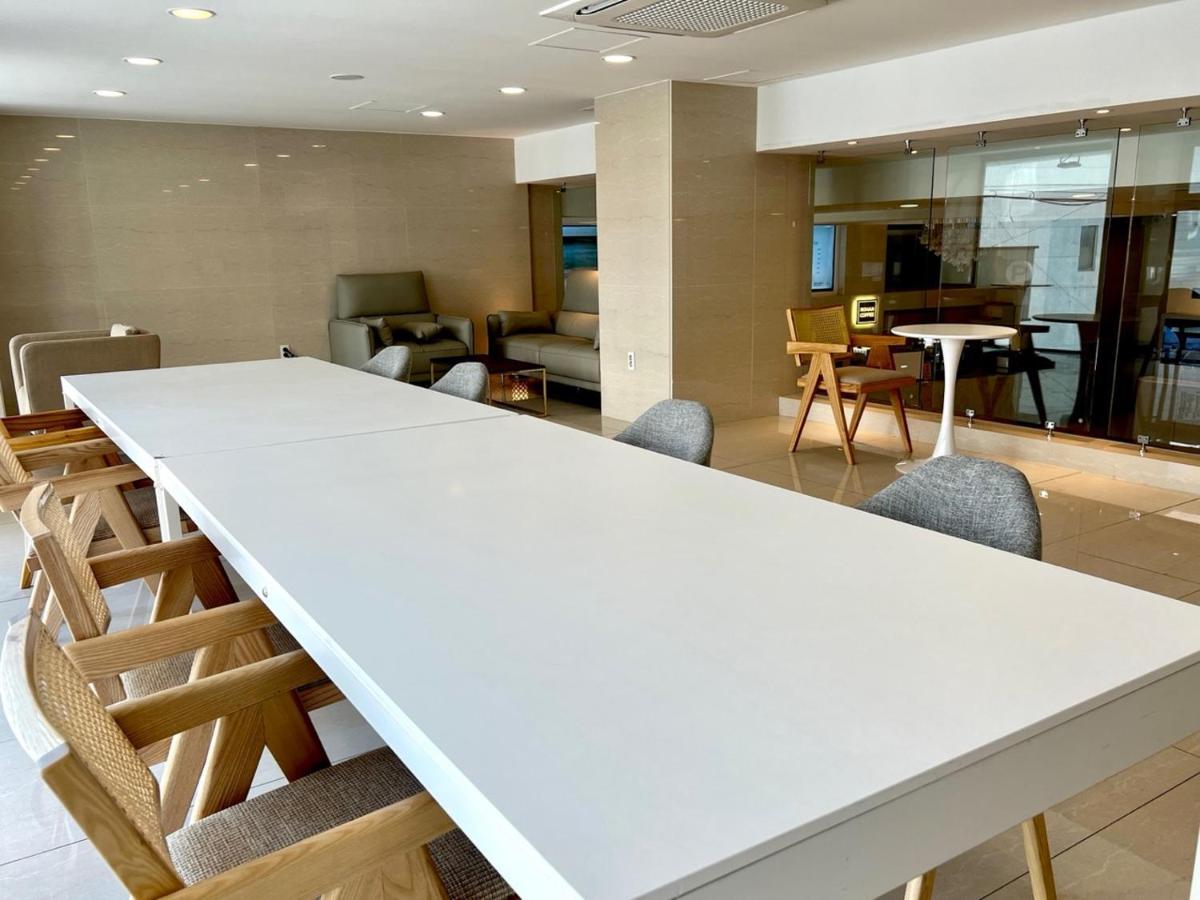 Seomyeon Ib Hotel Busan Exterior foto