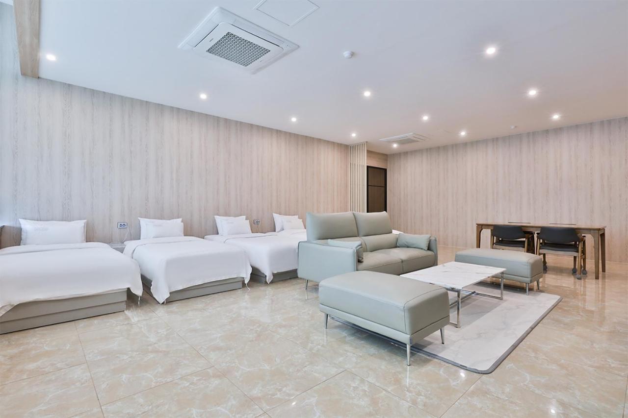 Seomyeon Ib Hotel Busan Exterior foto