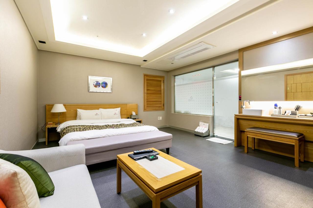Seomyeon Ib Hotel Busan Exterior foto